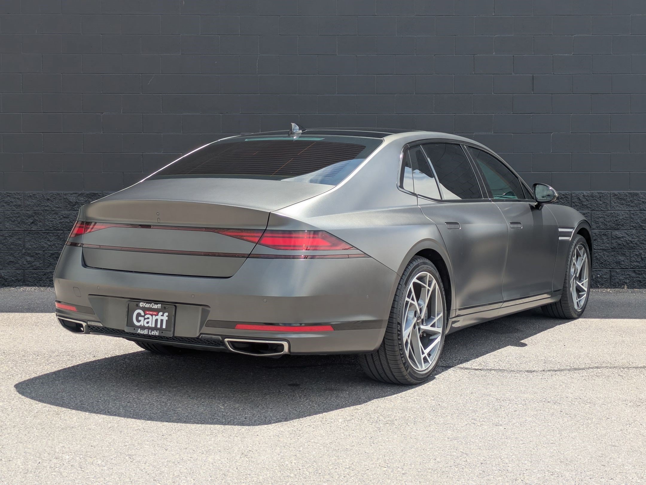 Used 2023 Genesis G90 3.5T AWD/4WD image 5