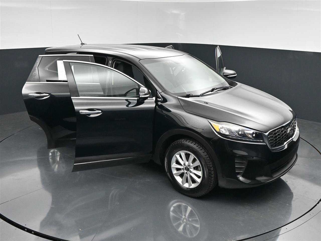 Used 2019 Kia Sorento L FWD image 34