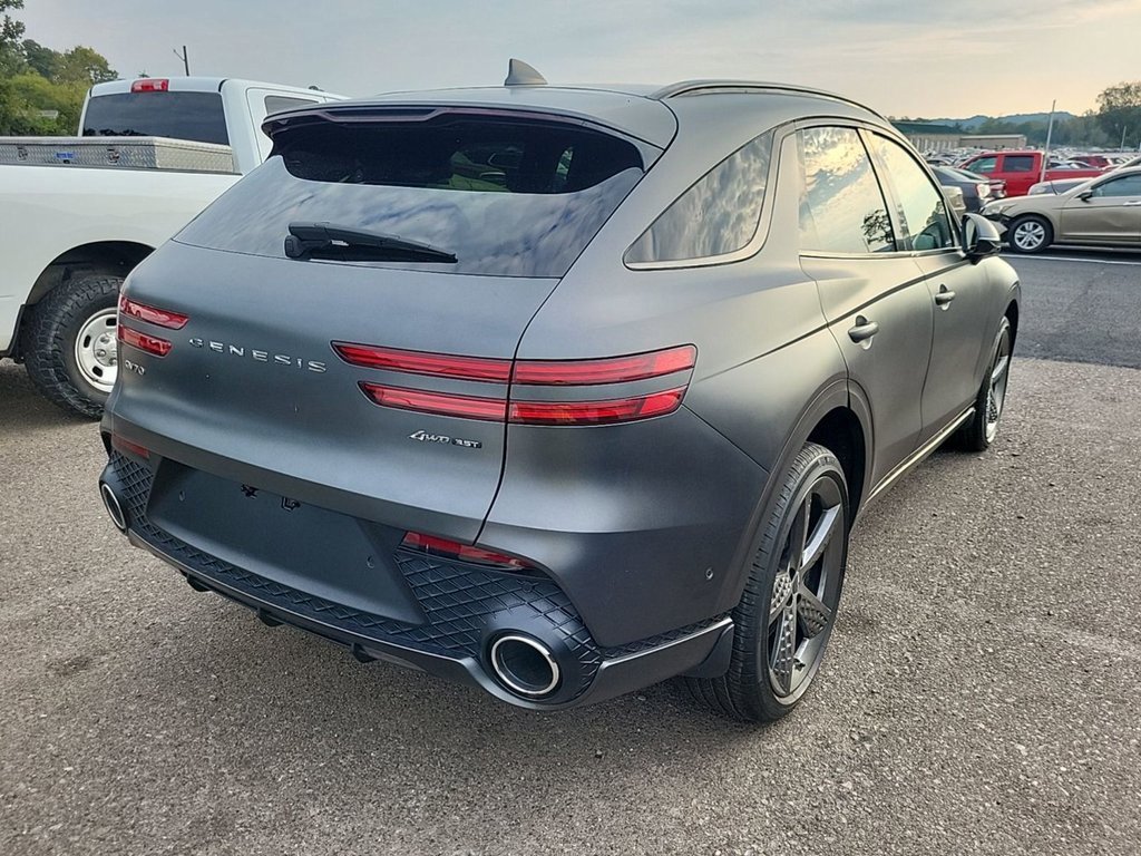 Used 2024 Genesis GV70 3.5T Sport w/ Sport Advanced Package image 3