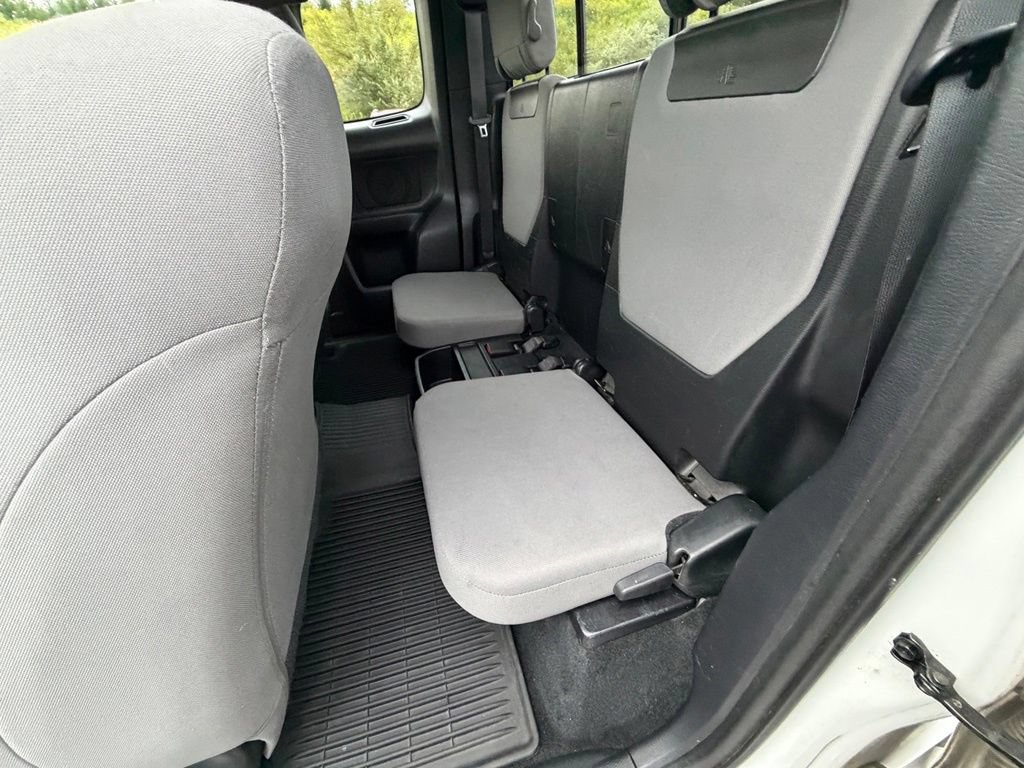 Used 2018 Toyota Tacoma SR5 AWD/4WD image 47