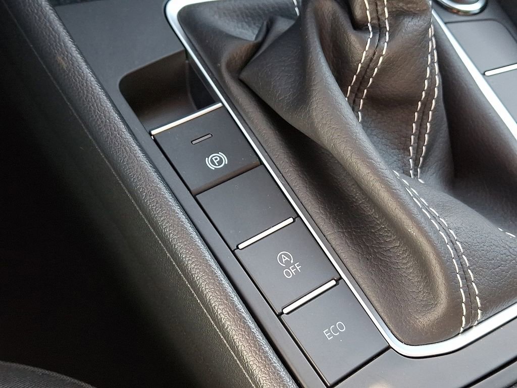 Used 2025 Volkswagen Jetta S image 24