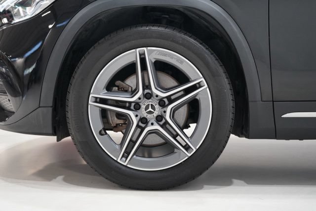 Used 2022 Mercedes-Benz GLA 250 4MATIC image 11