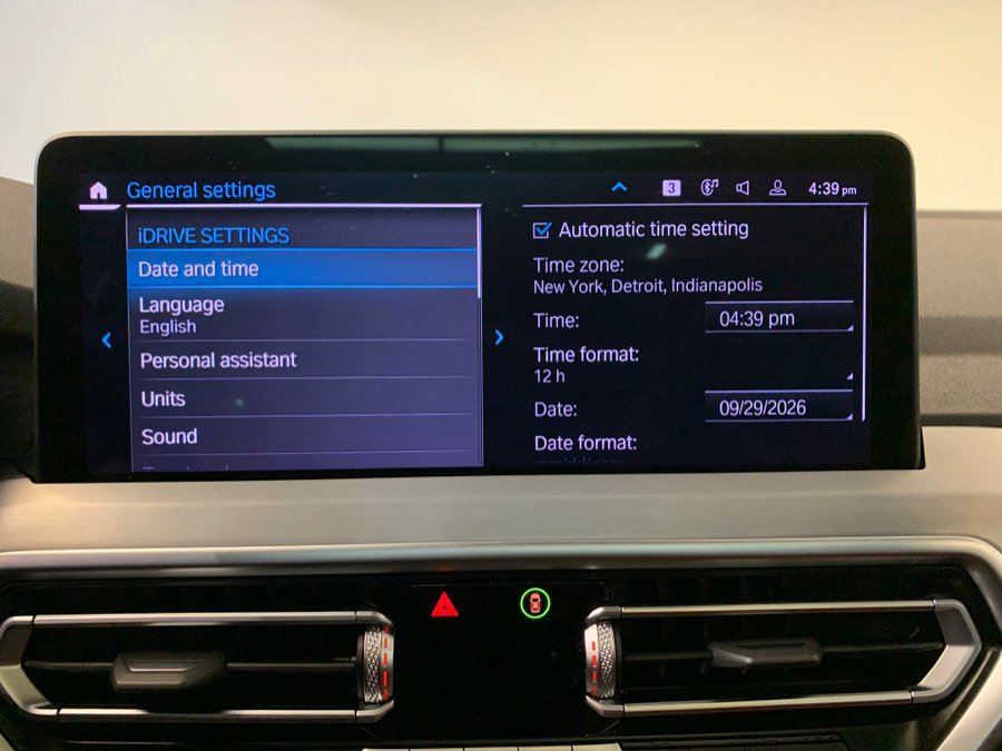 Used 2024 BMW X4 xDrive30i w/ M Sport Package AWD/4WD image 36