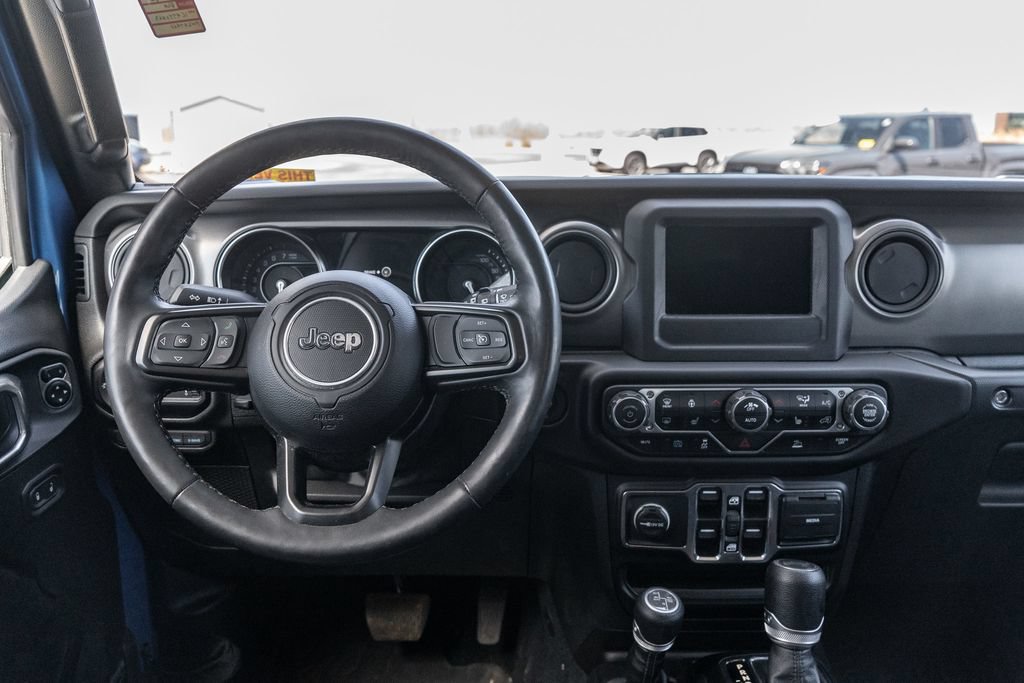 Used 2023 Jeep Wrangler Unlimited w/ Cold Weather Group AWD/4WD image 15