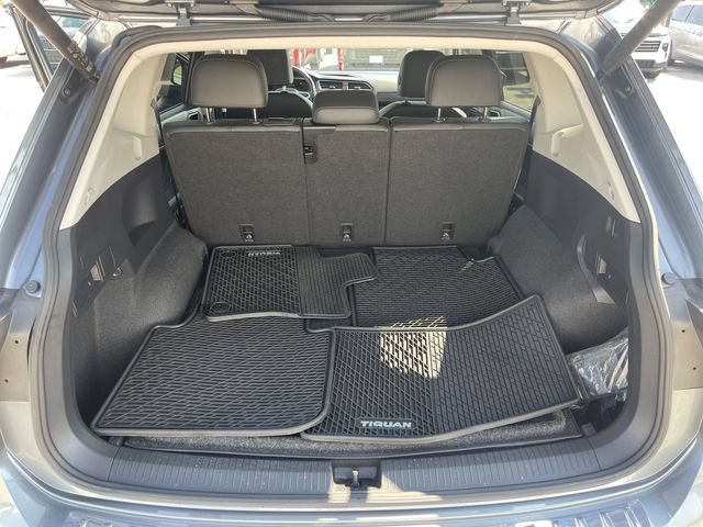 Used 2024 Volkswagen Tiguan Wolfsburg Edition w/ Panoramic Sunroof Package AWD/4WD image 23
