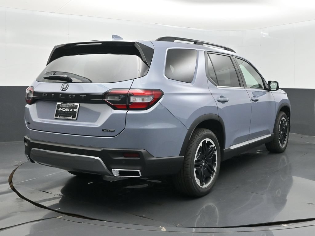 New 2026 Honda Pilot Touring image 7