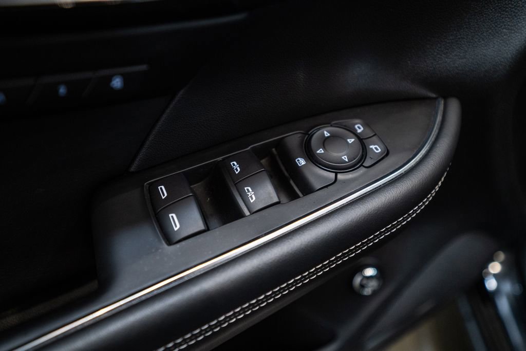 Used 2022 Buick Envision Essence w/ Sport Touring Package AWD/4WD image 20