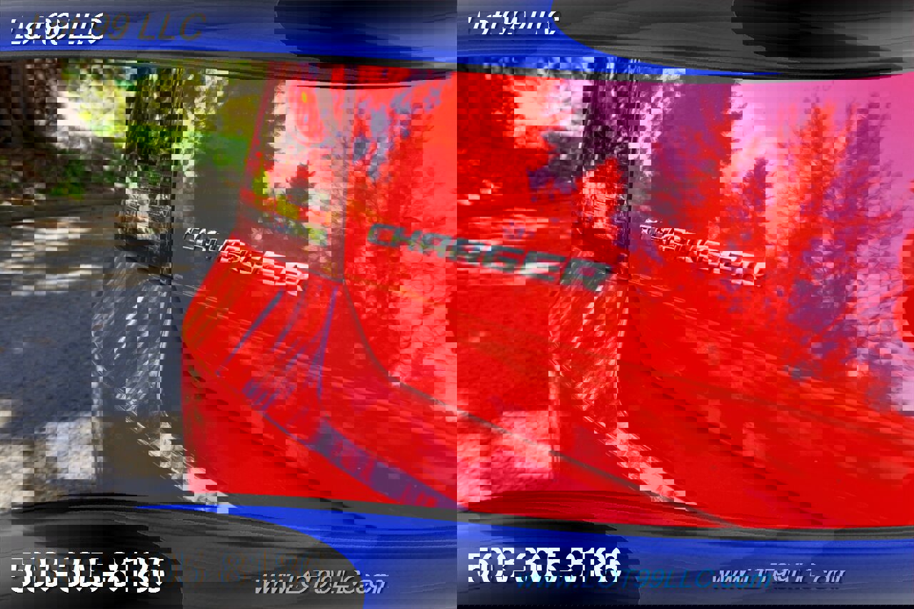 Used 2007 Dodge Charger SRT8 w/ SRT Option Group III image 31