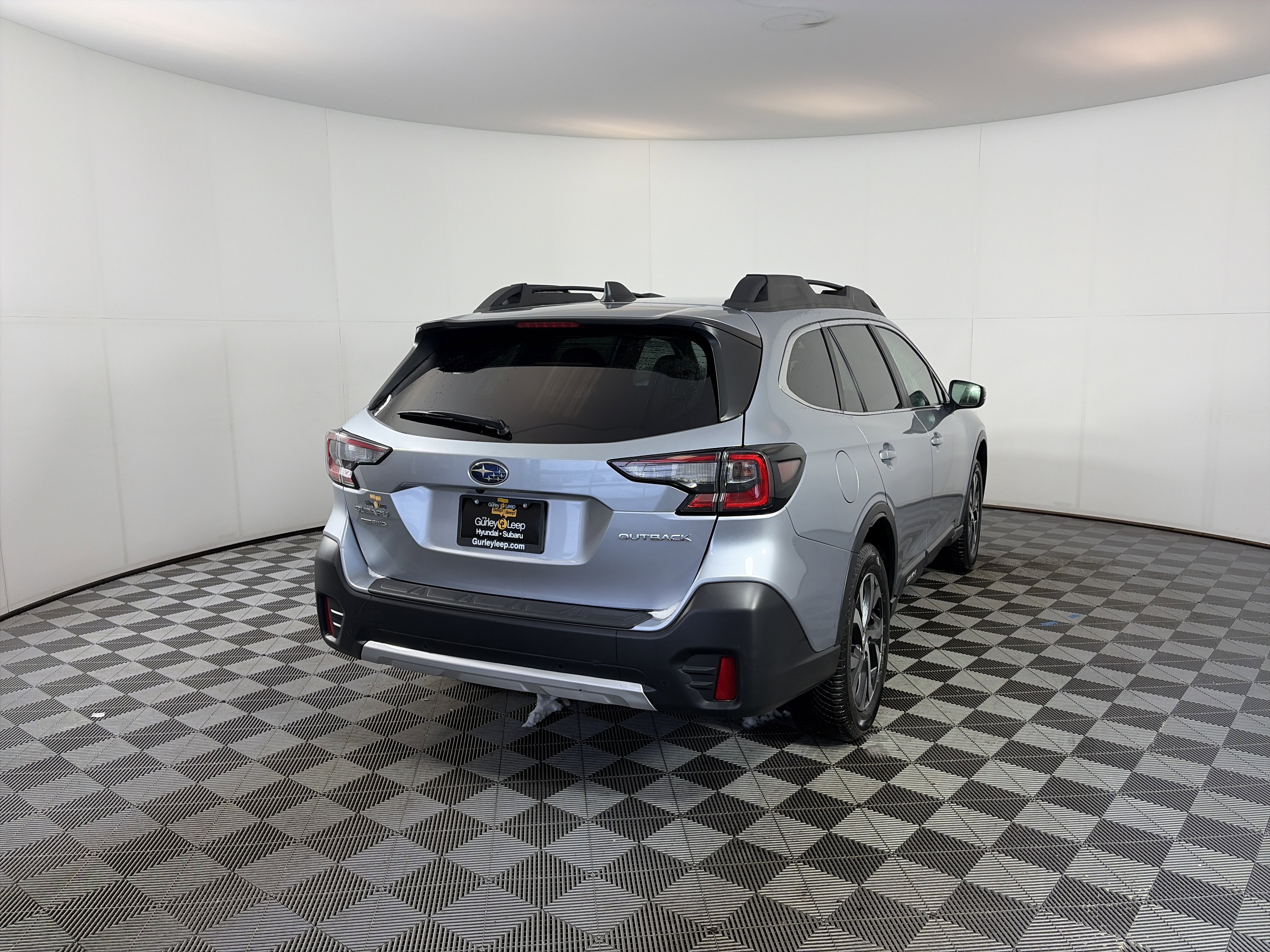 Used 2021 Subaru Outback Limited image 10