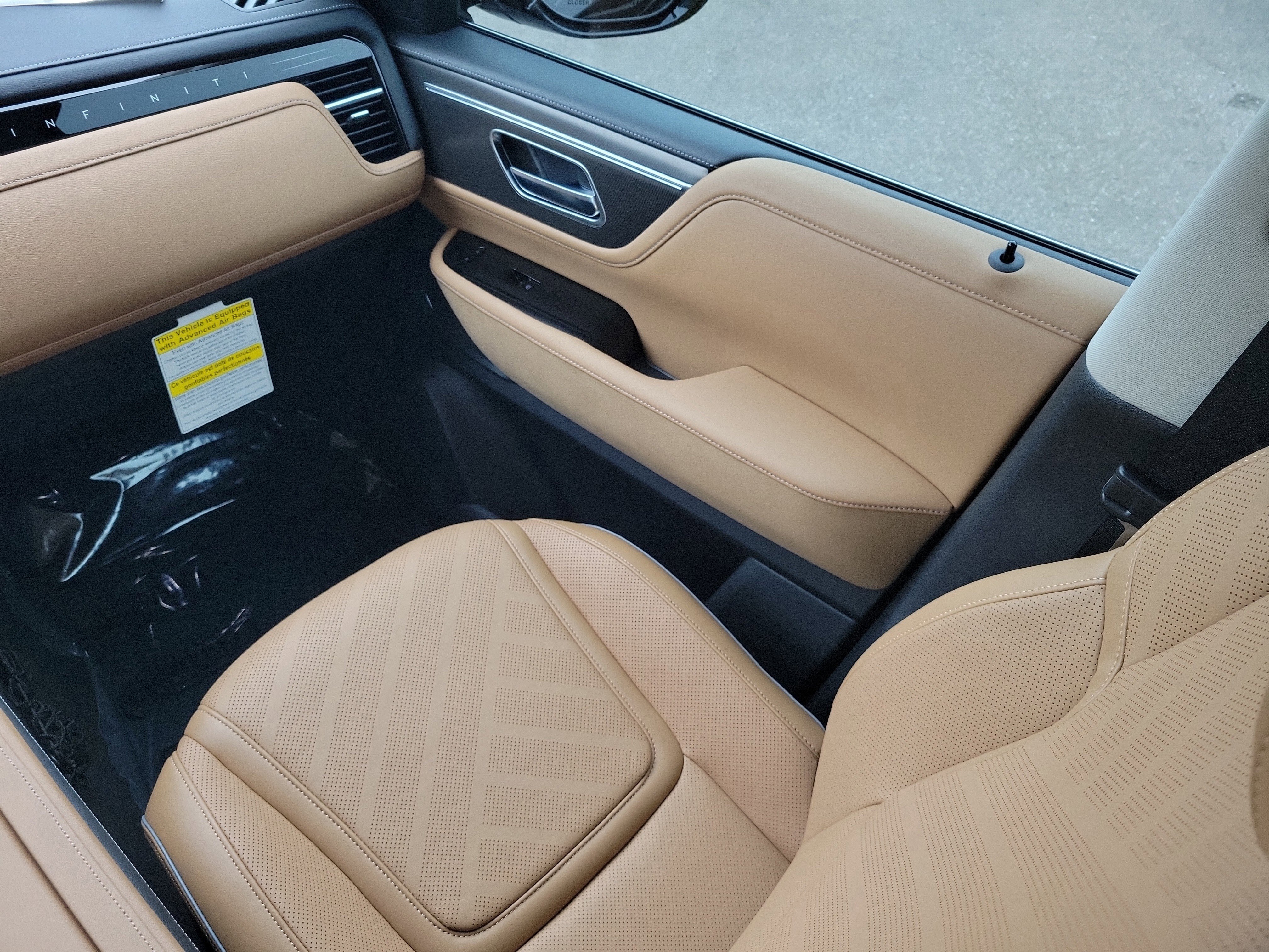 New 2026 INFINITI QX80 Luxe image 13