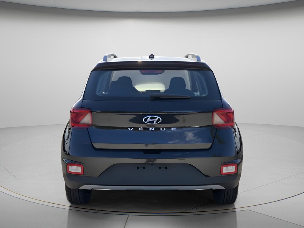 New 2026 Hyundai Venue SEL FWD image 4