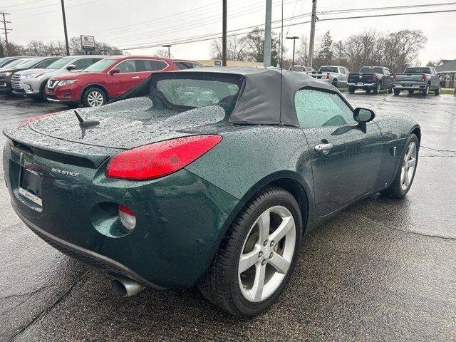 Used 2008 Pontiac Solstice w/ Premium Package image 9