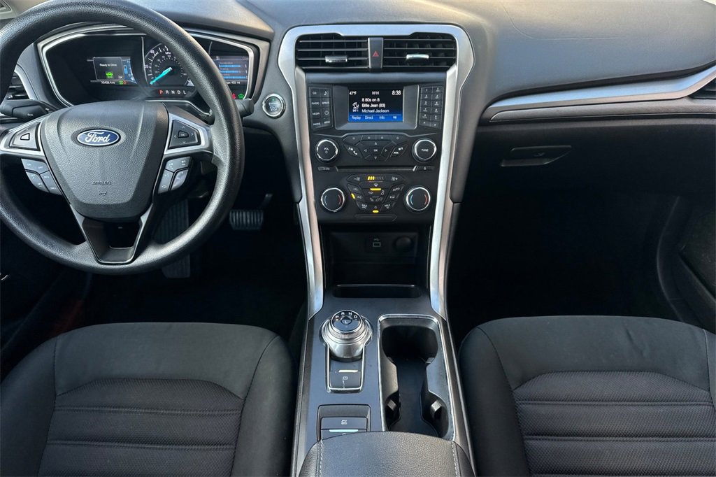 Used 2018 Ford Fusion SE image 13
