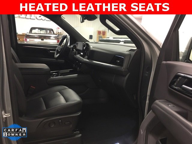 Used 2025 Chevrolet Suburban Z71 w/ Comfort Package image 18