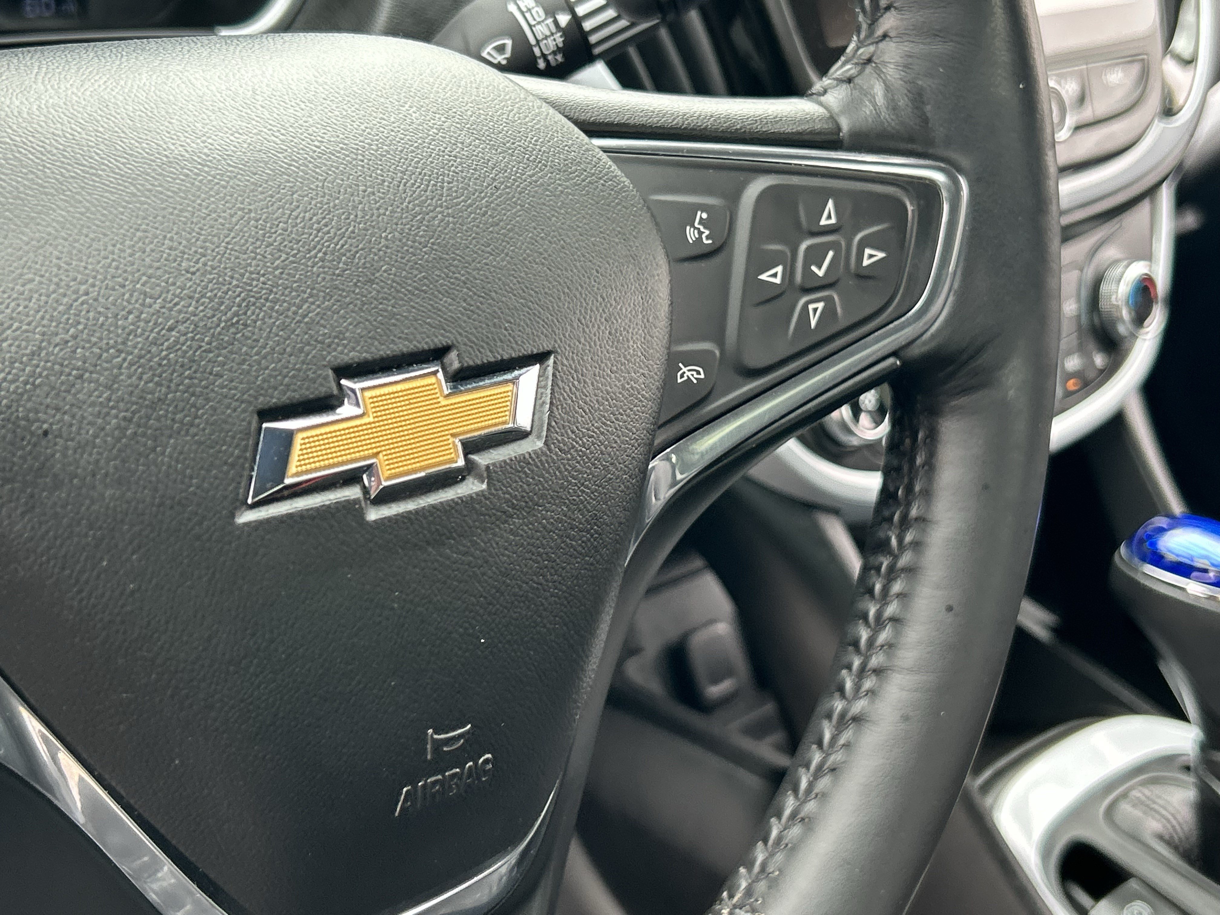 Used 2017 Chevrolet Volt LT w/ Comfort Package FWD image 29