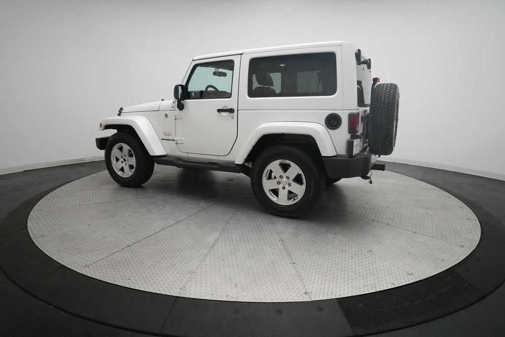 Used 2012 Jeep Wrangler Sahara w/ Connectivity Group AWD/4WD image 30