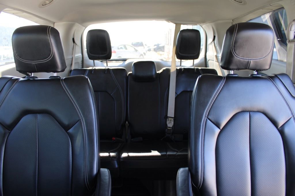 Used 2020 Chrysler Voyager Lxi image 29