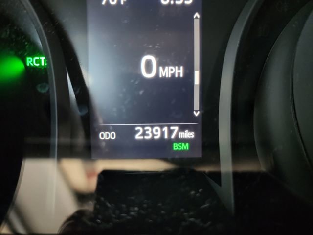 Used 2024 Toyota Camry SE w/ Convenience Package image 15