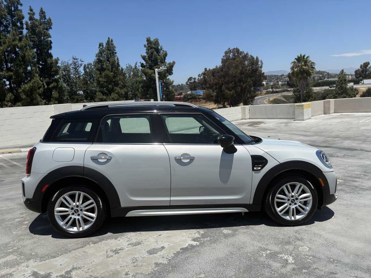 Used 2022 MINI Cooper Countryman FWD image 33