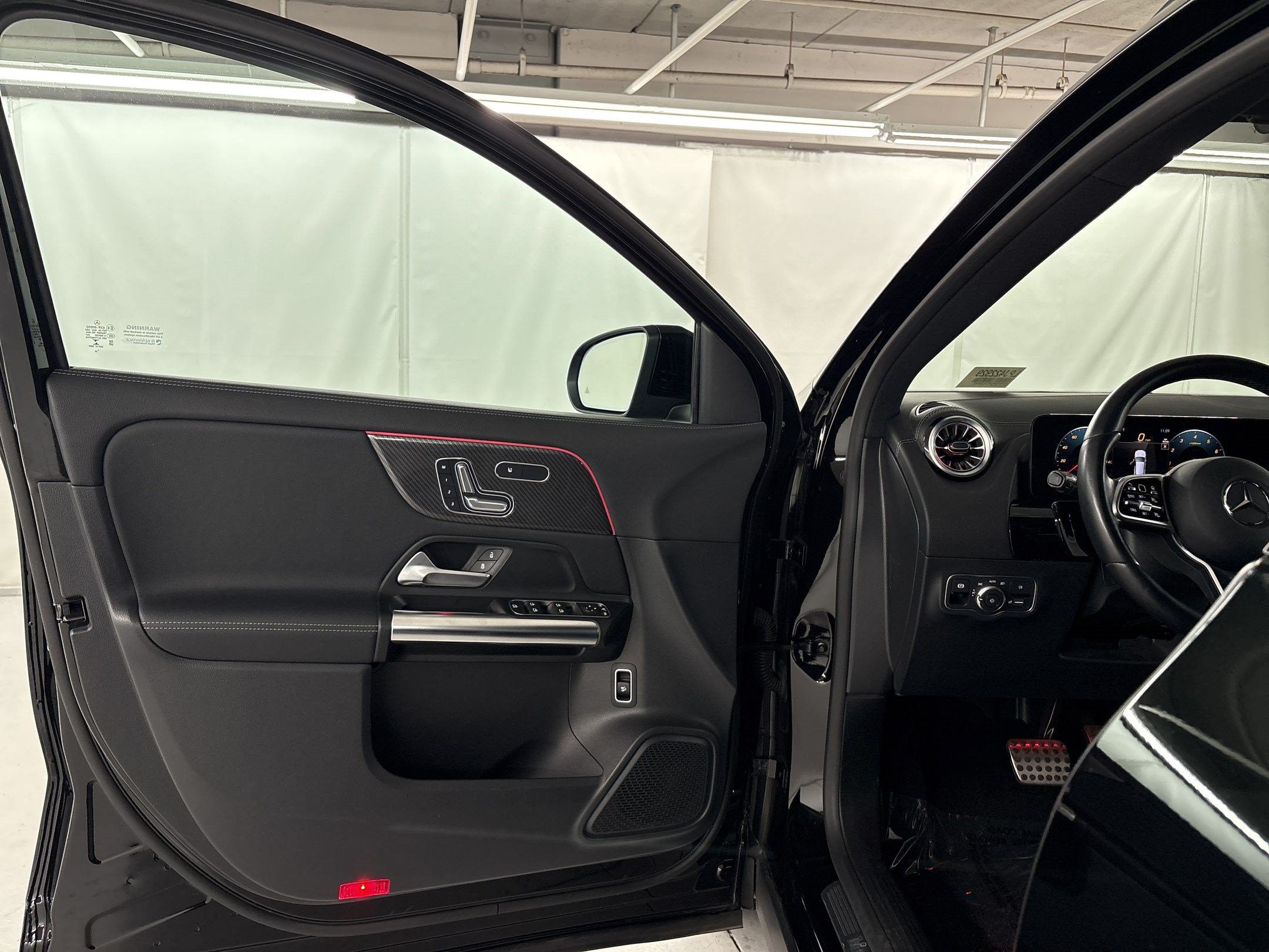 Certified 2023 Mercedes-Benz GLA 250 4MATIC image 5