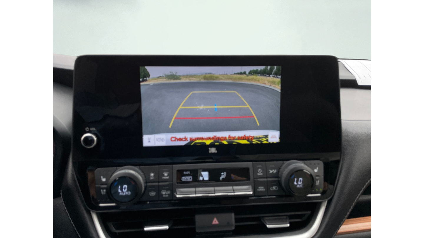 Certified 2024 Toyota Grand Highlander AWD image 9