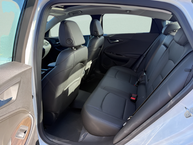 Used 2024 Chevrolet Malibu LT FWD image 5