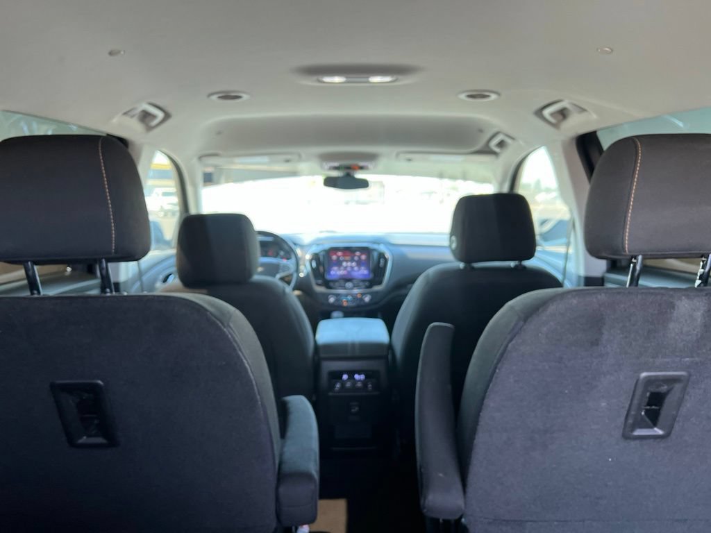 Used 2021 Chevrolet Traverse LT FWD image 9