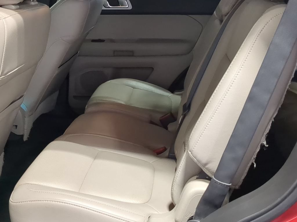Used 2014 Ford Explorer Limited w/ Equipment Group 302A AWD/4WD image 23