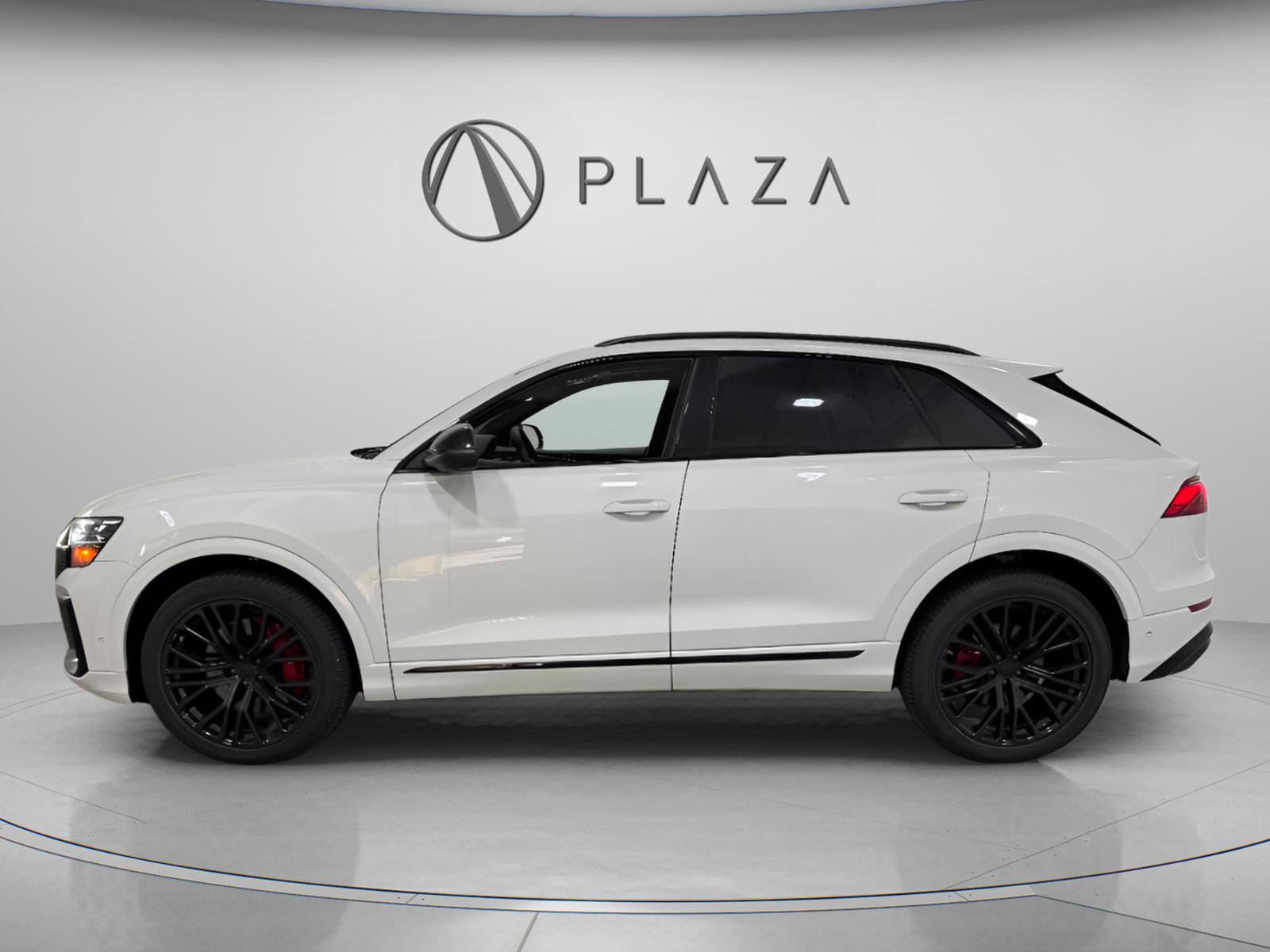 New 2026 Audi SQ8 Prestige image 2
