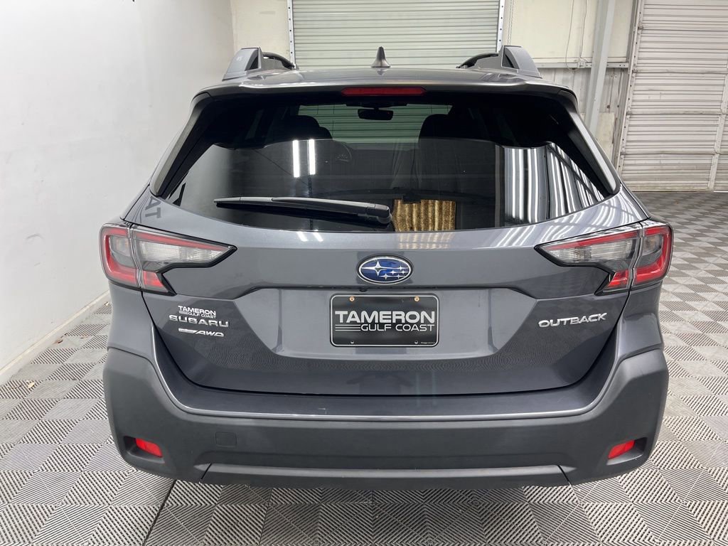 Used 2024 Subaru Outback Premium image 10