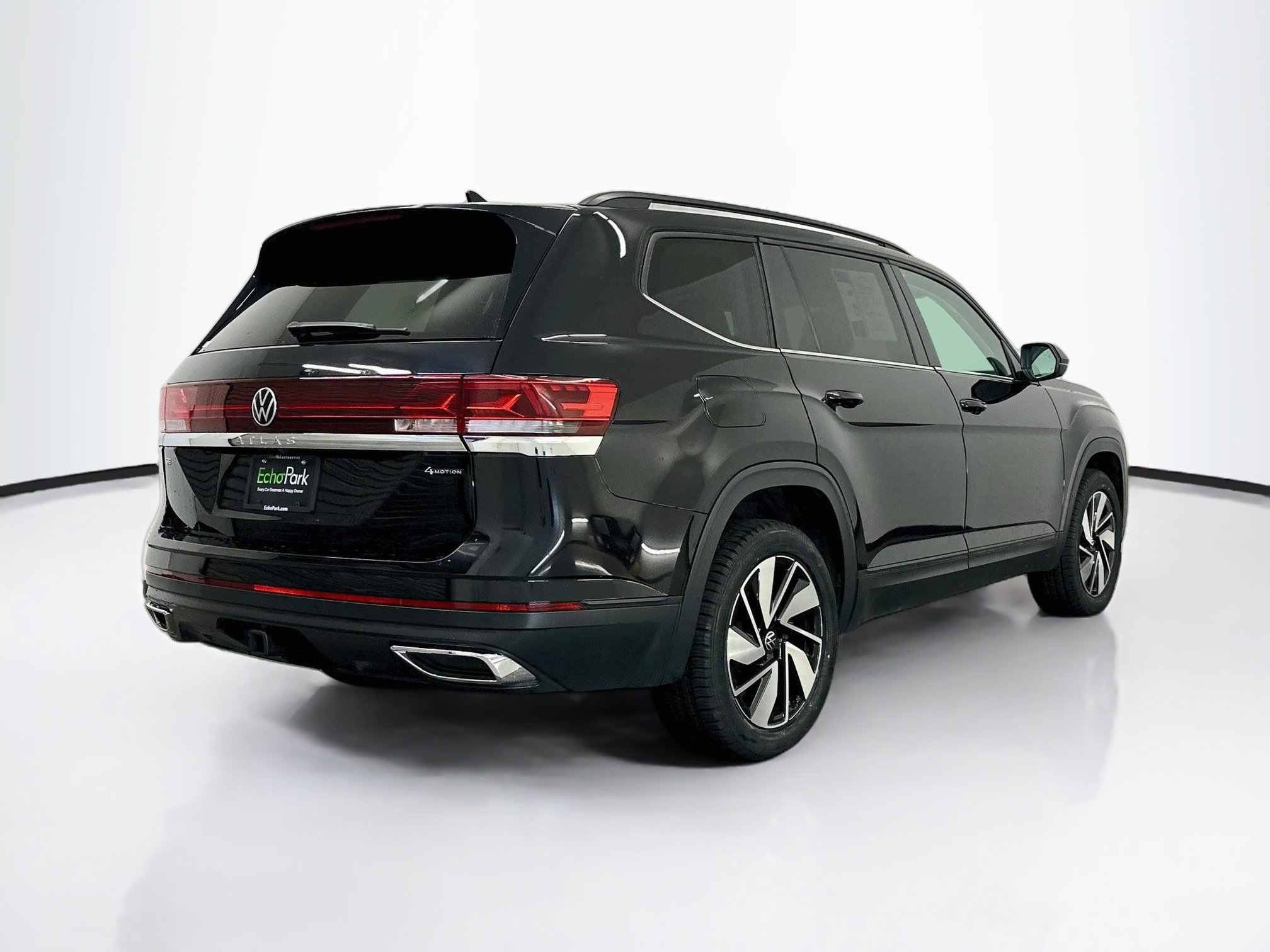 Used 2026 Volkswagen Atlas SE AWD/4WD image 9