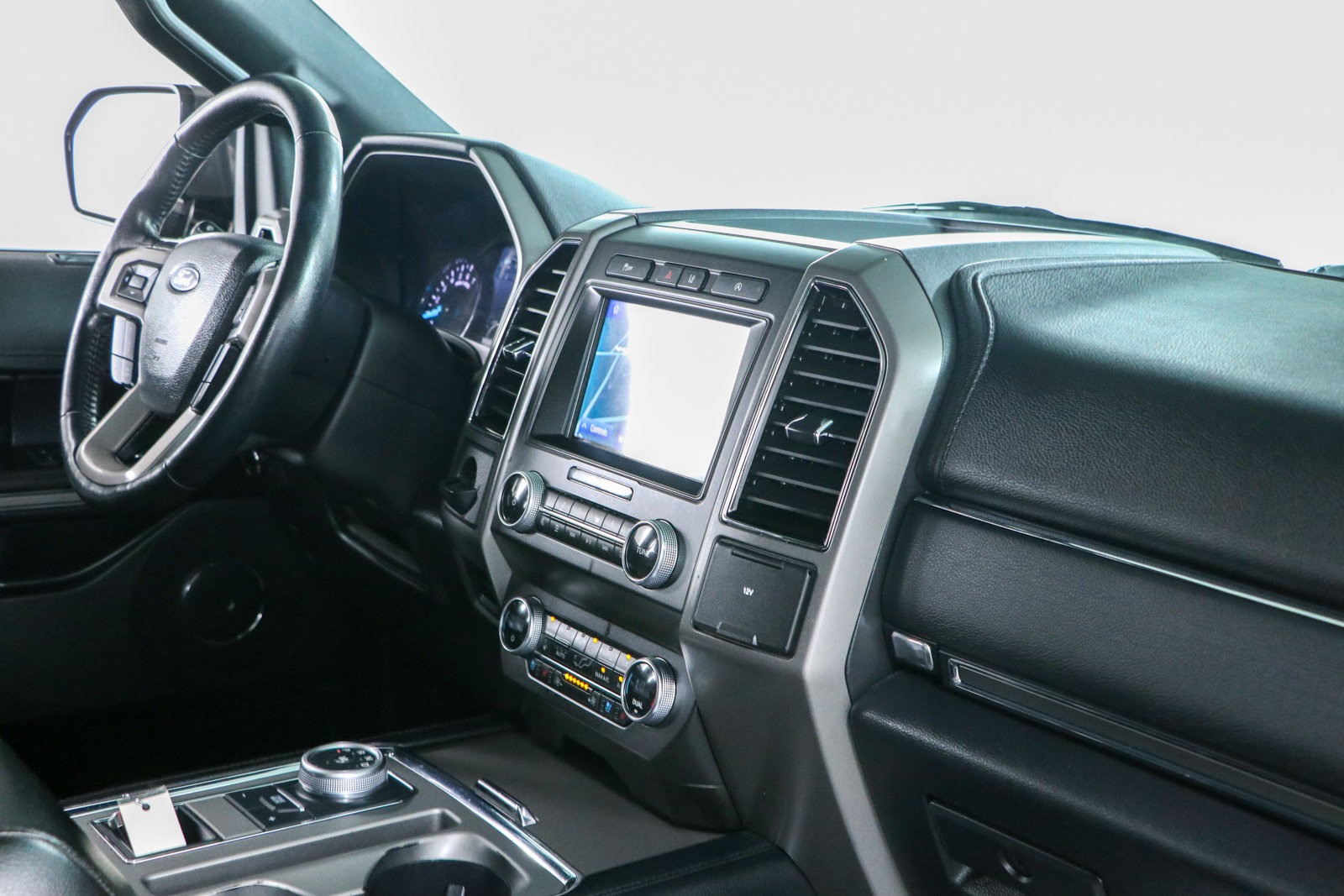 Used 2021 Ford Expedition XLT RWD image 28