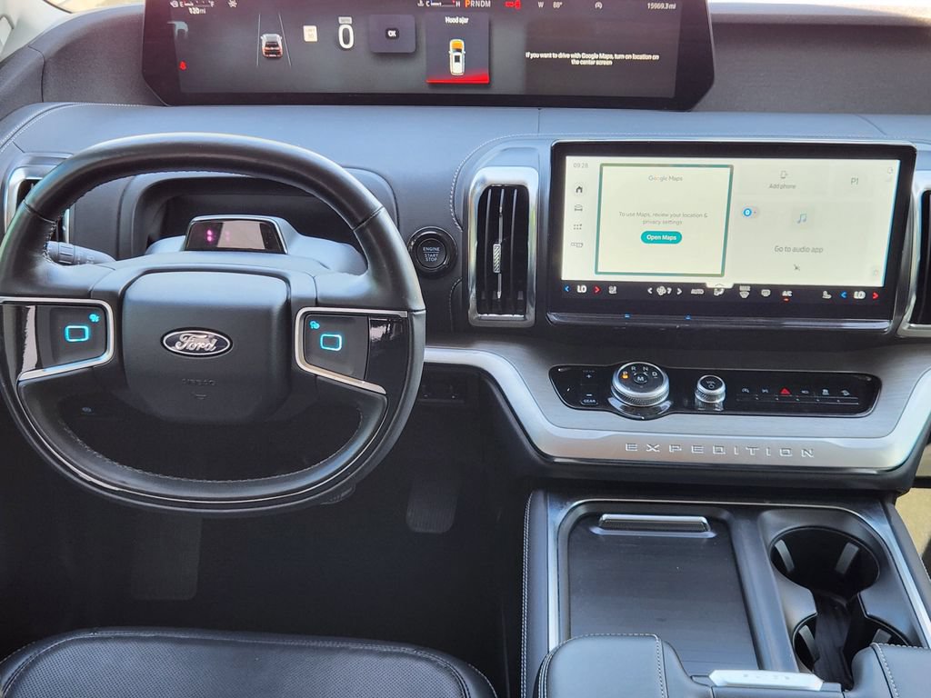 Used 2025 Ford Expedition Max Platinum AWD/4WD image 31