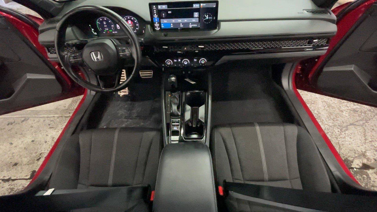 Used 2023 Honda Accord Sport image 27
