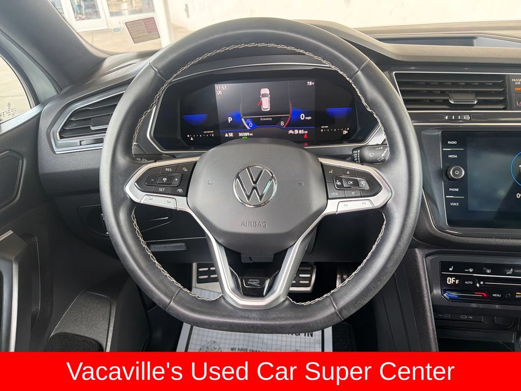 Used 2023 Volkswagen Tiguan SE R-Line FWD image 14
