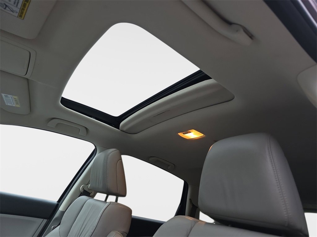 Used 2012 Honda CR-V EX-L image 31