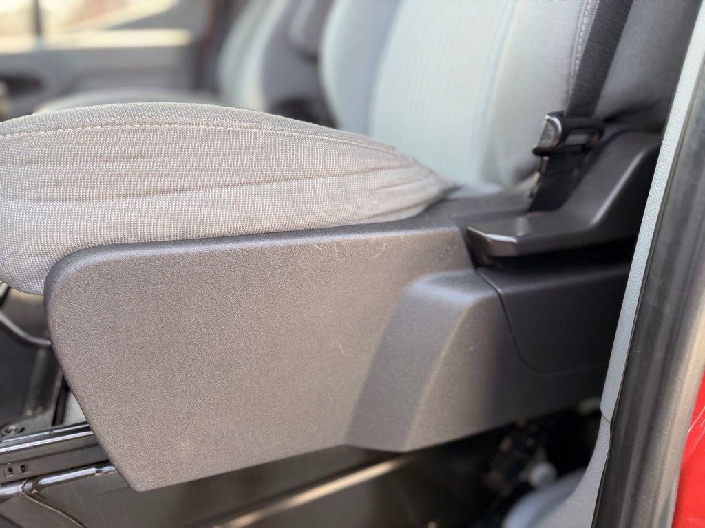 Used 2023 Ford Transit 350 XLT image 31