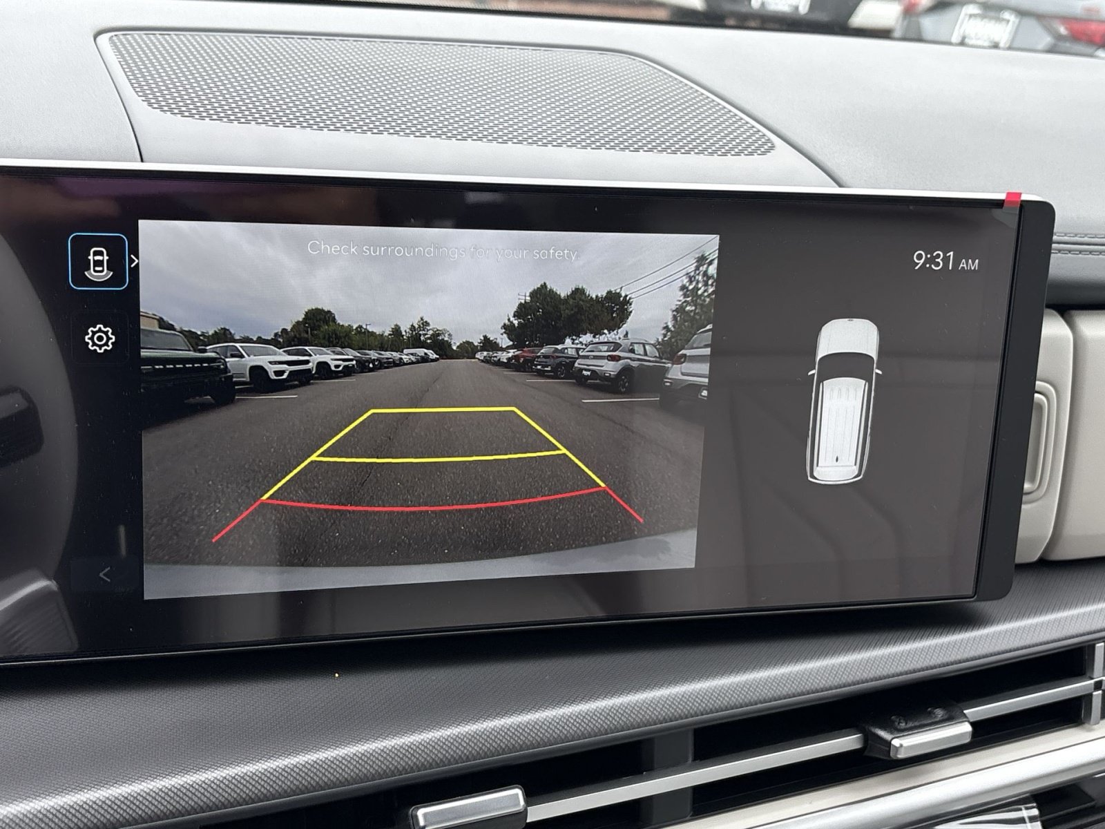 New 2027 Hyundai Santa Fe SEL FWD image 18