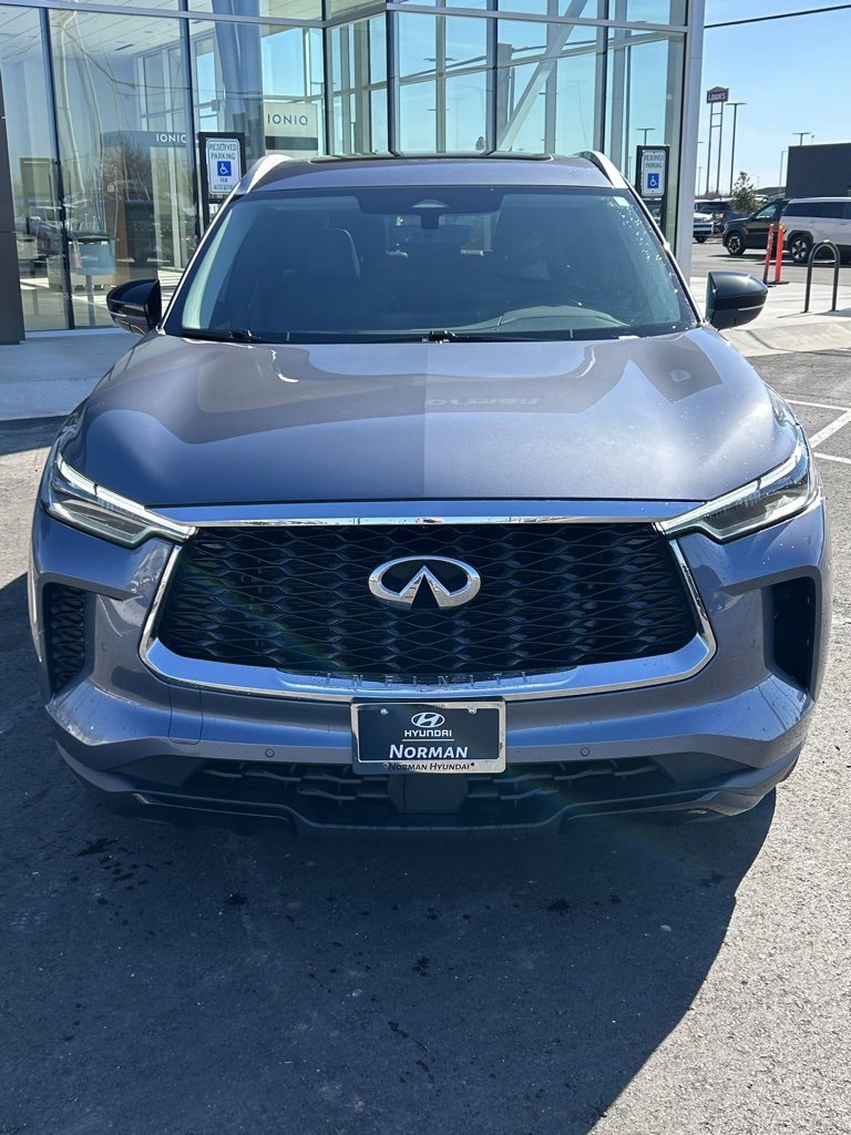 Used 2023 INFINITI QX60 Luxe image 2