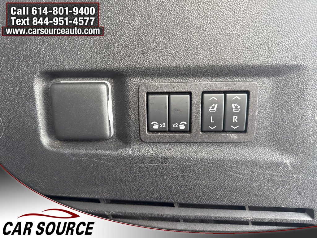 Used 2023 GMC Yukon Denali image 46