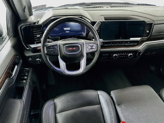 Used 2025 GMC Sierra 1500 SLT AWD/4WD image 27