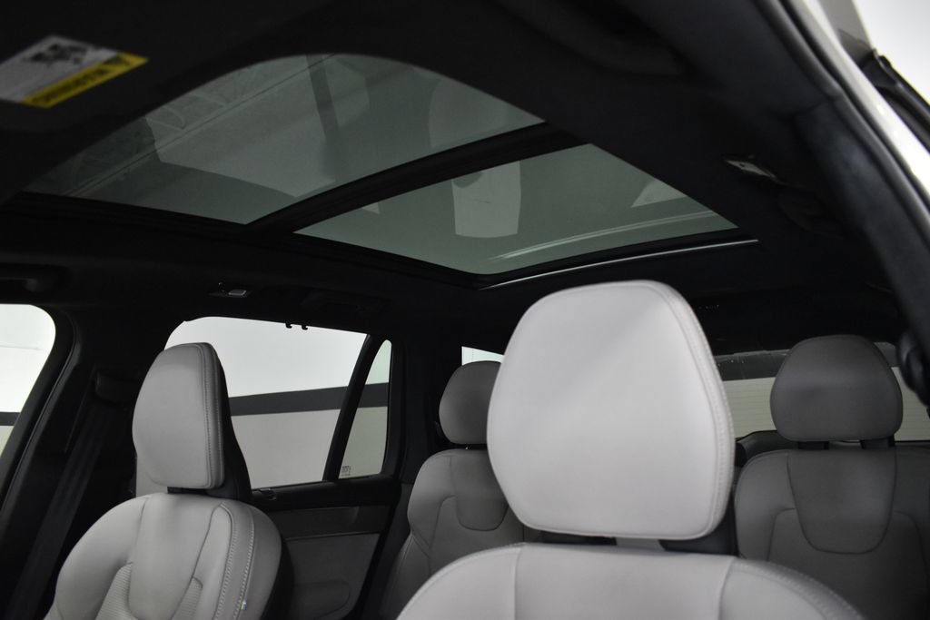 Used 2026 Volvo XC90 B6 Ultra w/ Lounge Package AWD/4WD image 30