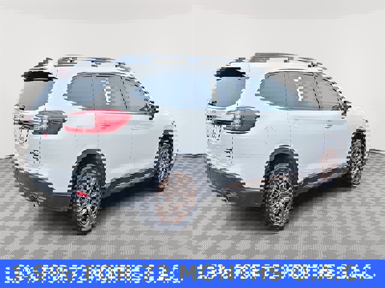 Used 2025 Subaru Ascent Bronze Edition w/ Popular Package #2 image 5