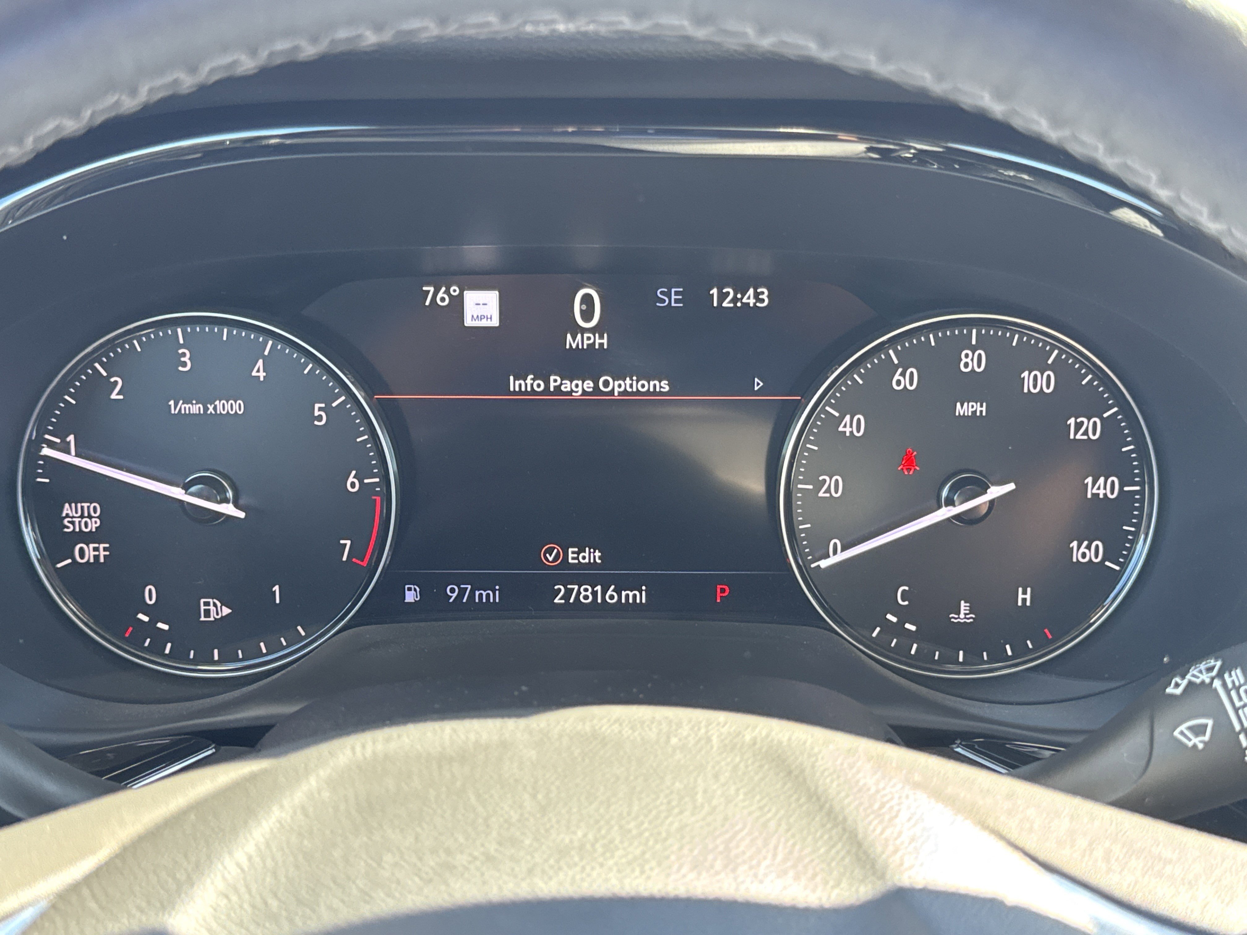 Used 2023 Buick Envision Avenir image 13