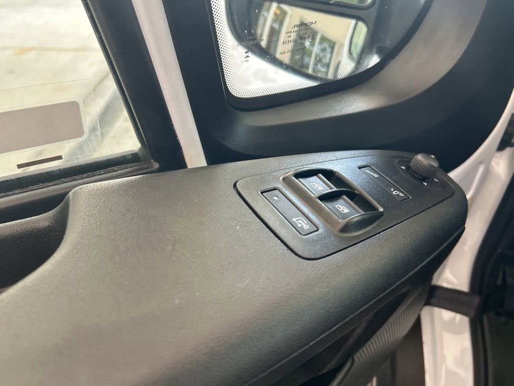 Used 2025 RAM ProMaster 2500 w/ Convenience Group FWD image 38
