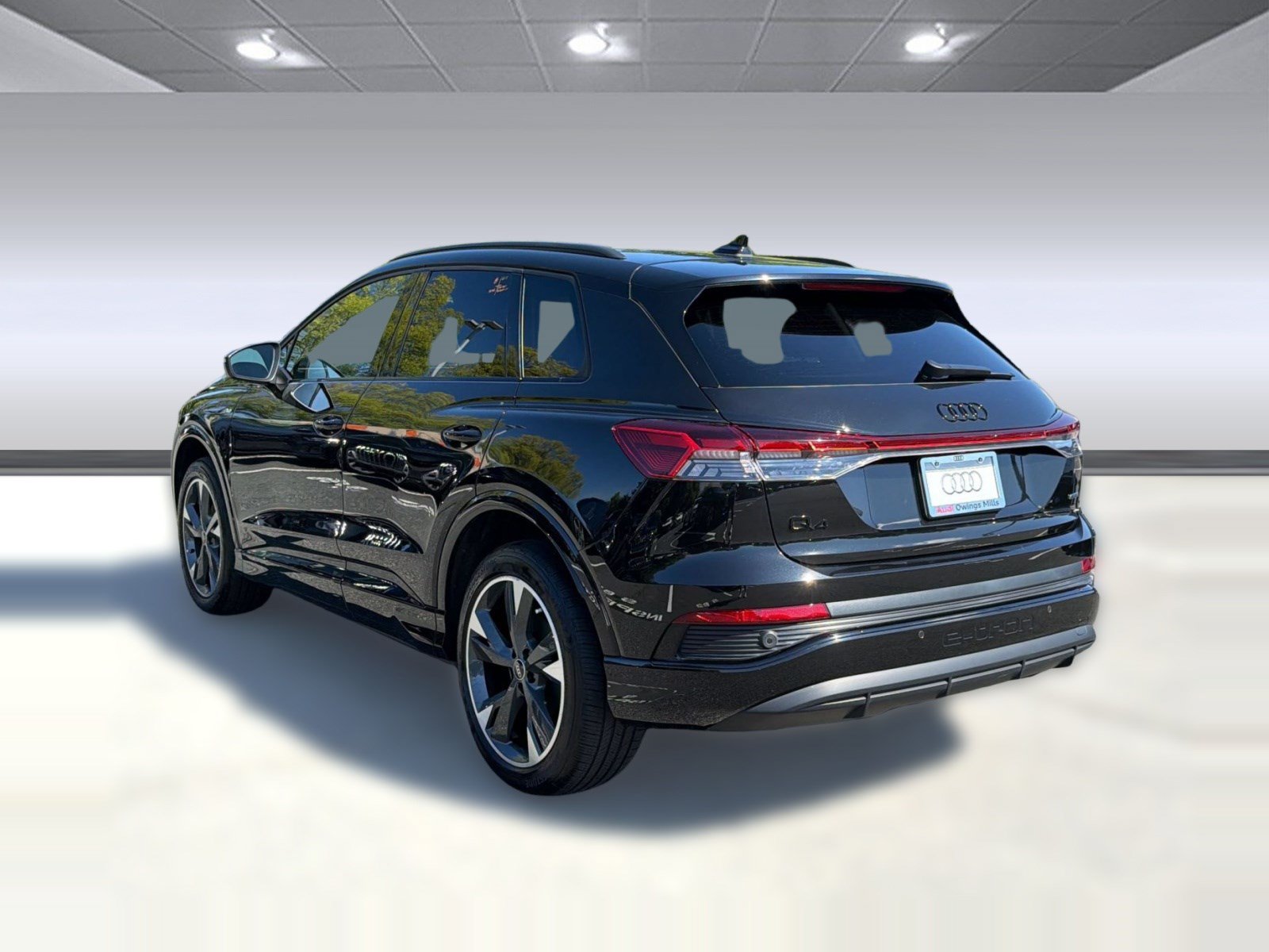 Certified 2023 Audi Q4 e-tron Premium w/ Convenience Package AWD/4WD image 3