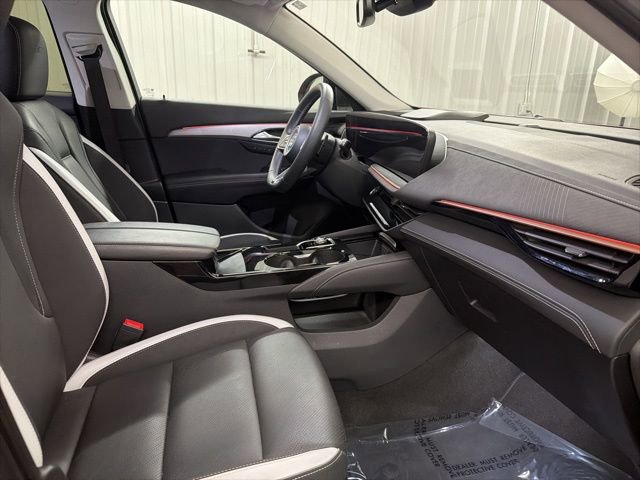 Used 2025 Buick Envision Sport Touring image 27