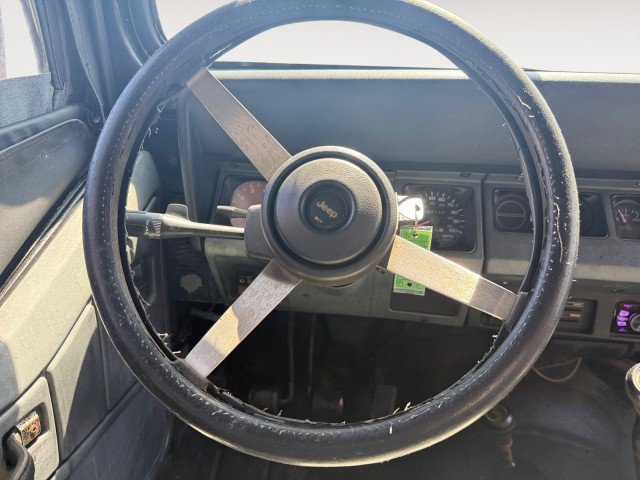 Used 1993 Jeep Wrangler 4WD image 12