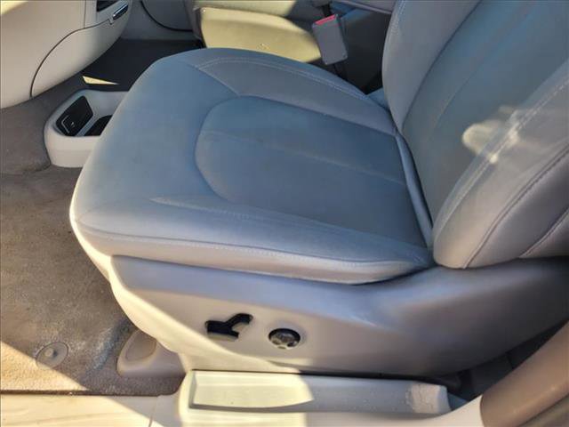 Used 2017 Chrysler Pacifica LX w/ Safetytec Group image 14