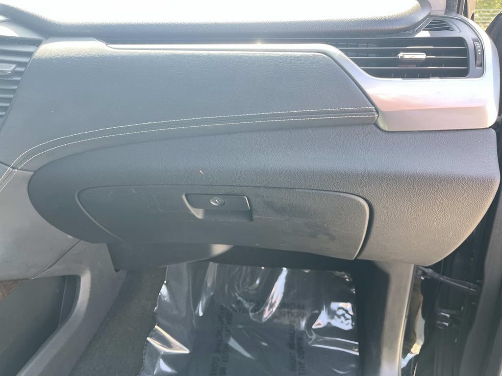 Used 2016 Chevrolet Tahoe LT AWD/4WD image 27